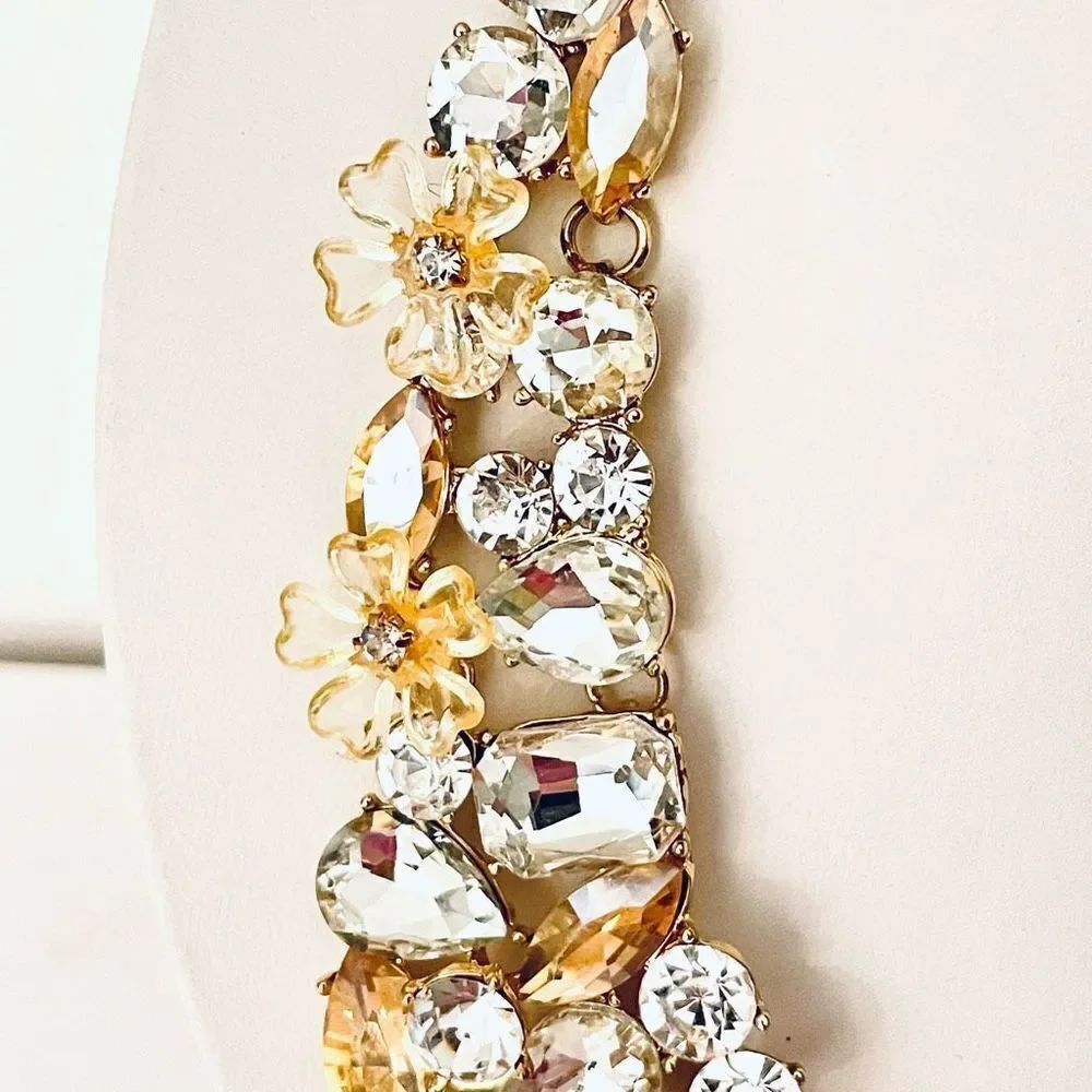NWT So Gorgeous Natasha Flowers Gold white Crystal Stones Statement Necklace